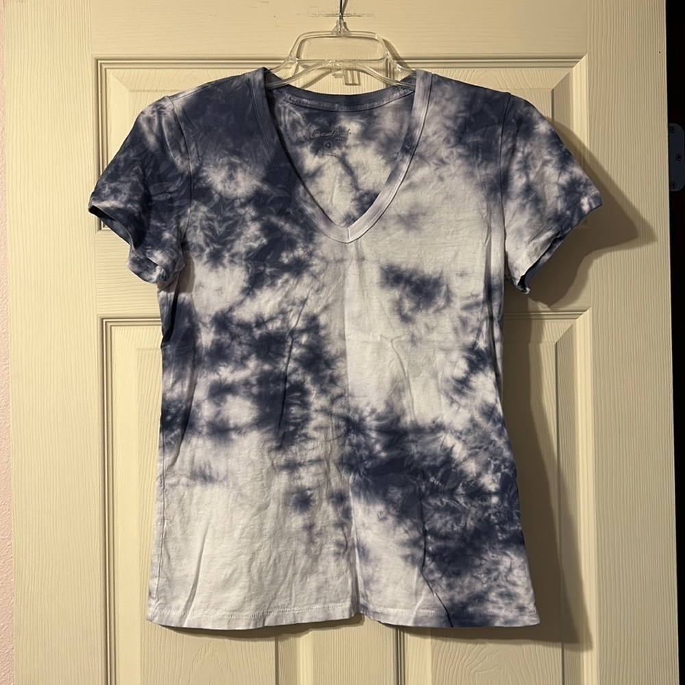 Universal Thread Navy White Tie Dye Basic Tee Medium